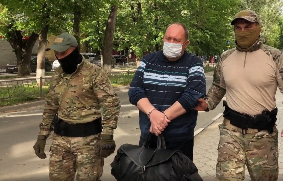 Номінальний директор підприємства несе величезні юридичні ризики.