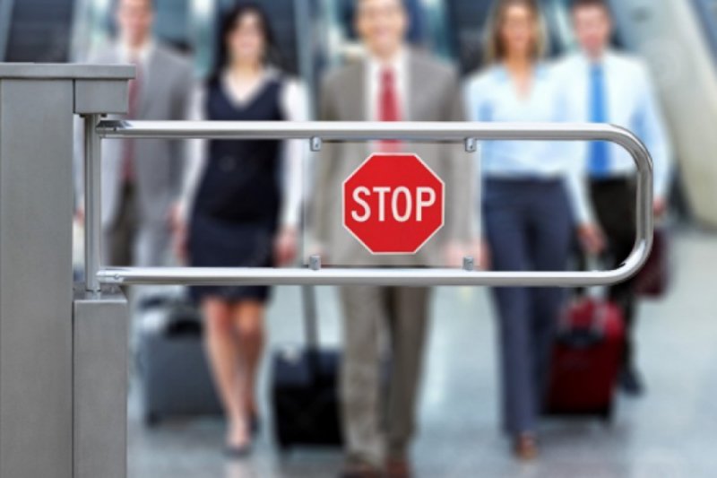 Снятие ограничения выезда за границу