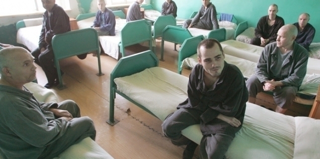 Адвокат - защита прав несовершеннолетних и психически больных